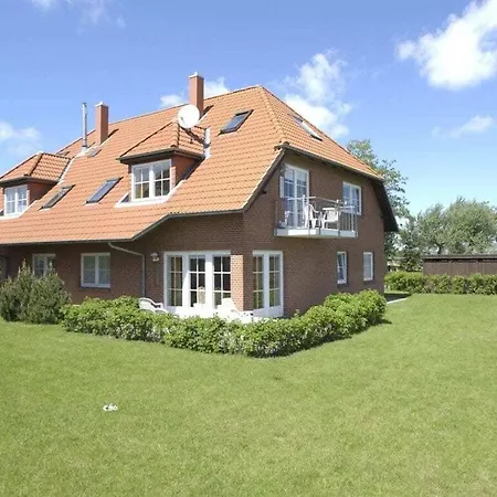 At The Golf Course F 23 E Fehmarn