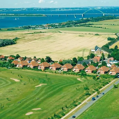 At The Golf Course F 23 E Hébergement de vacances *