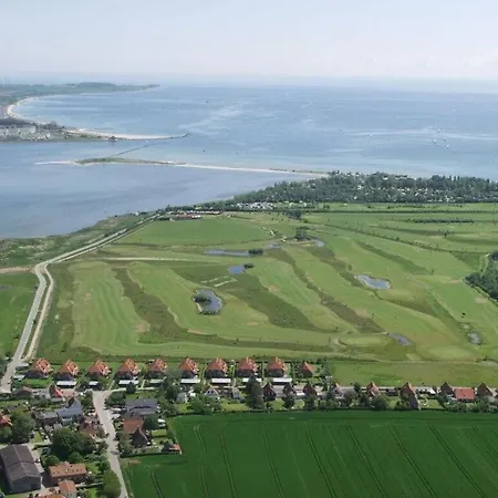 At The Golf Course F 23 E Dom wakacyjny